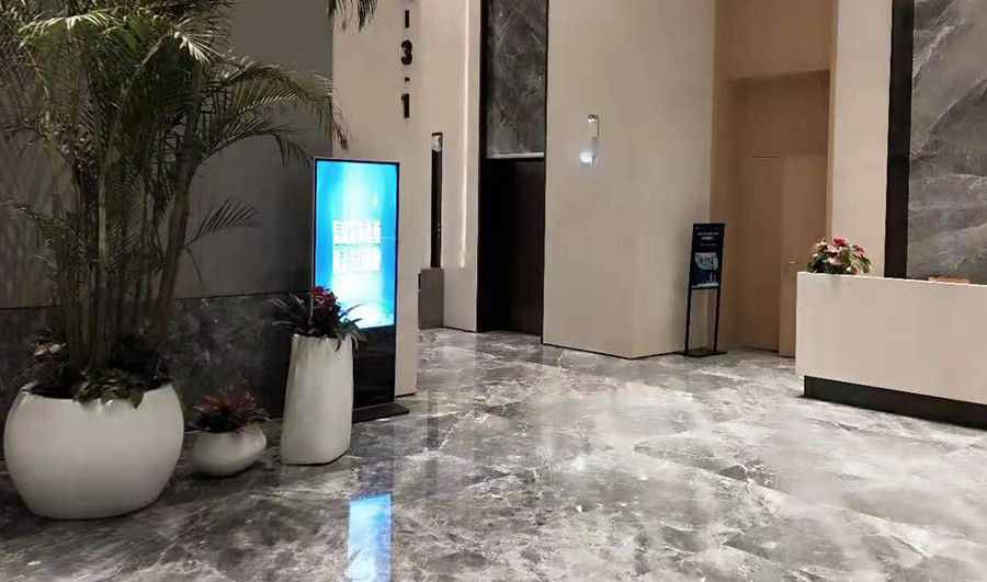 济南立式广告机案例